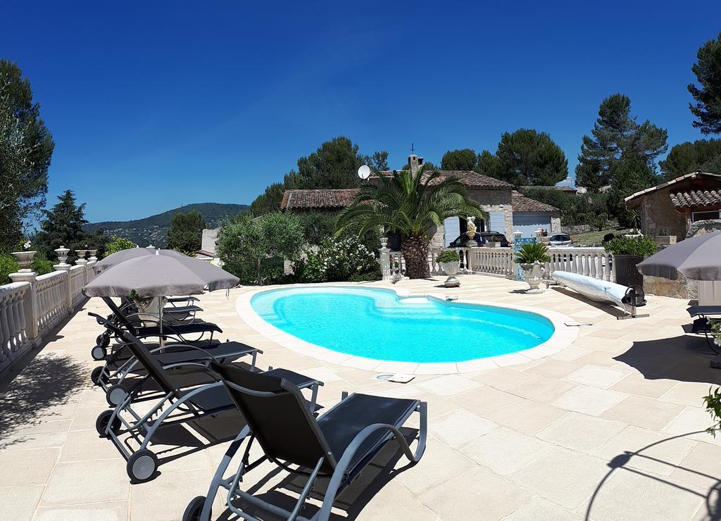 Gite Les Pins Climatise Piscine Chauffee Jardin Peymeinade Exterior foto